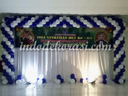 dekorasi balon gereja