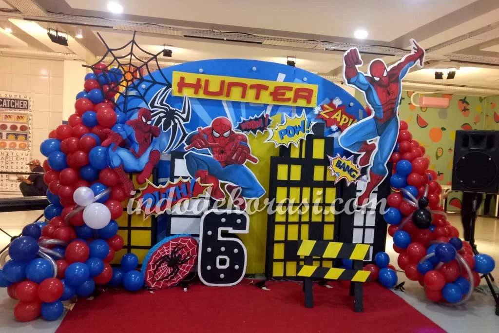 dekorasi ulang tahun anak laki-laki sederhana di rumah